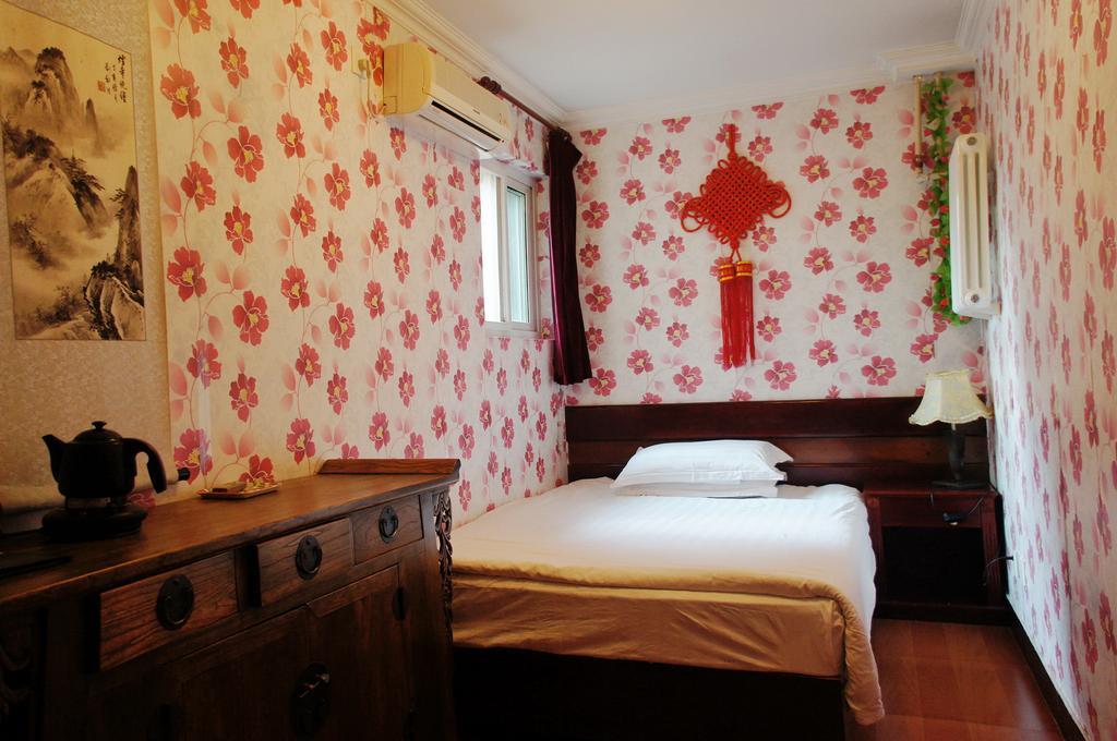 Red Lantern House